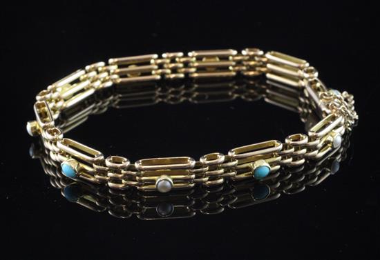 An Edwardian 15ct gold, turquoise and seed pearl set gate link bracelet,